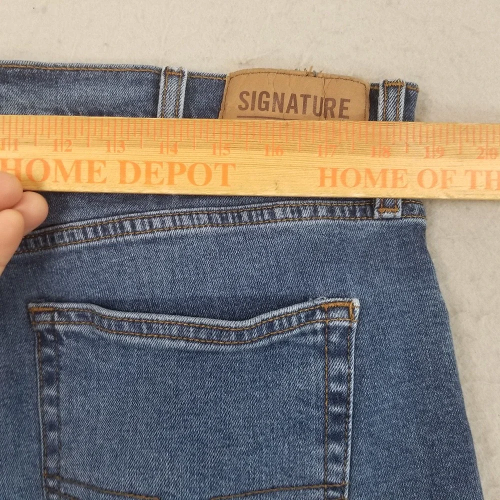 Signature by Levi Strauss & Co. signature by